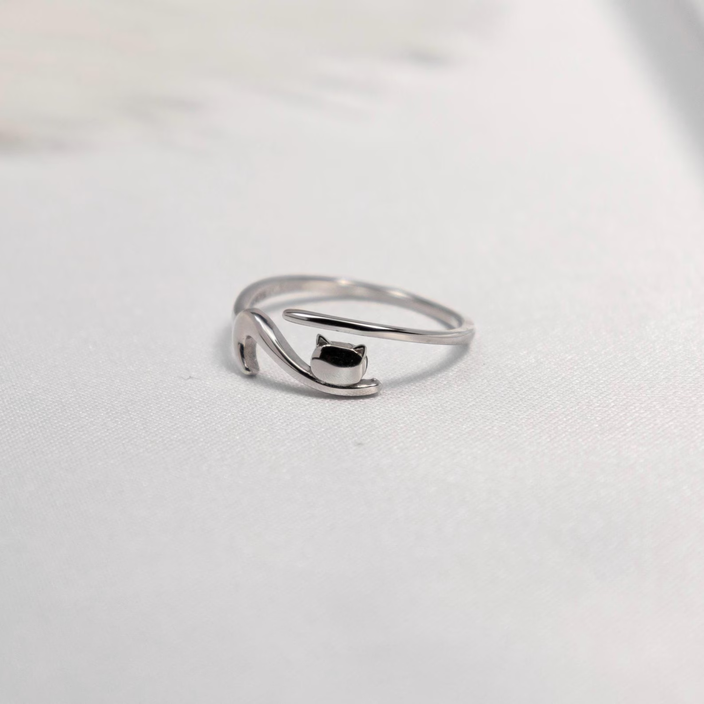 Anello "Coda Avvolgente" in argento S925