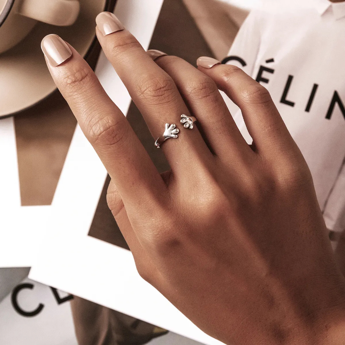 Anello "Abbraccio Felino" in argento S925