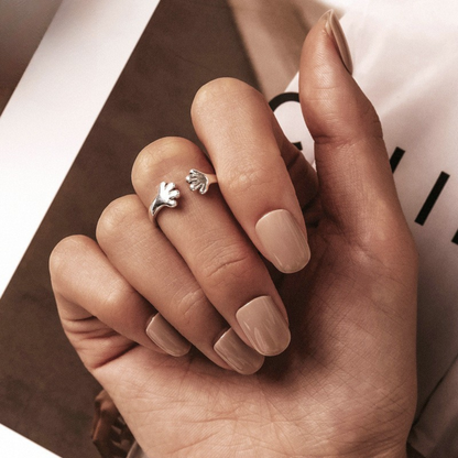 Anello "Abbraccio Felino" in argento S925